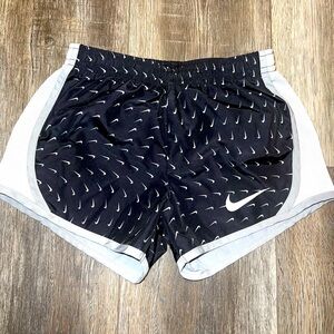 Nike girls size 6 athletic shorts.